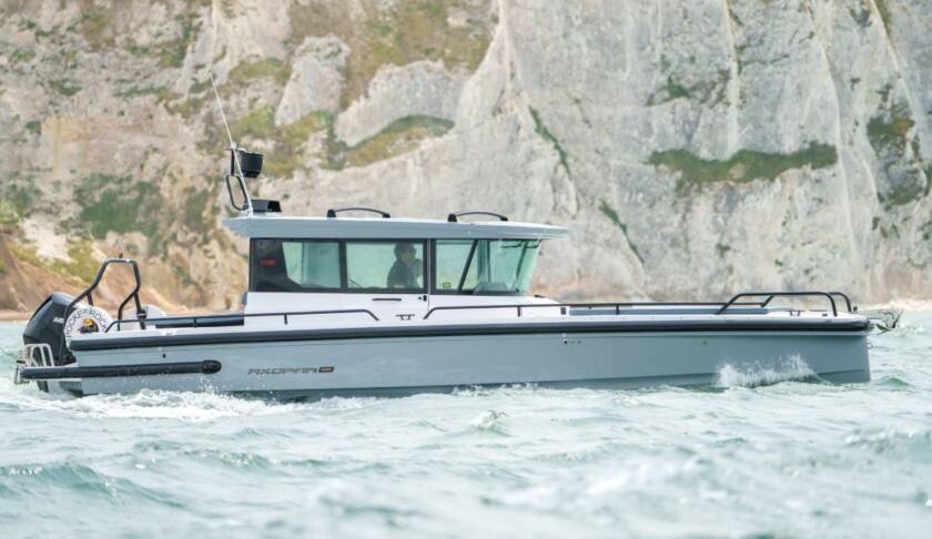 Axopar 28 Cabin in Isle of Wight, Available for Charter